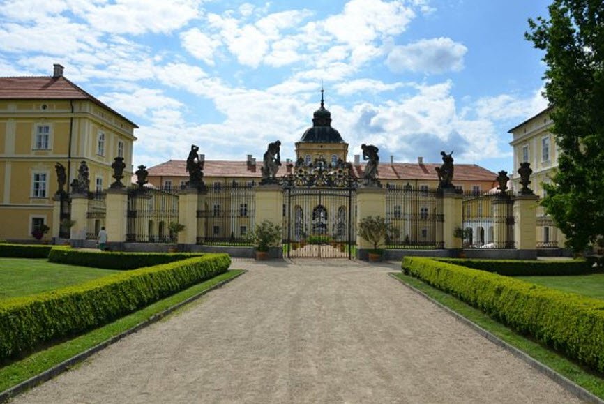 Zámek Lochkov, Za Ovčínem, Czech Republic (Czechia)